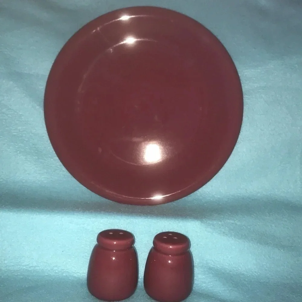 MERVYNS vintage cranberry colored platter and matching salt and pepper shakers